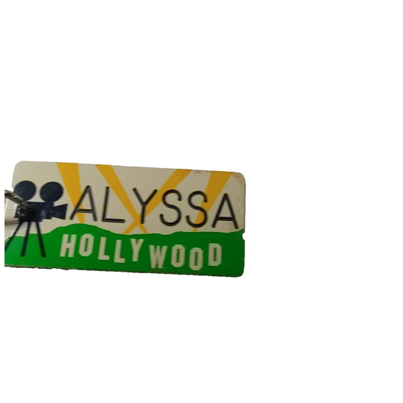 Alyssa Hollywood Plastic Keychain - Picture 2 of 4